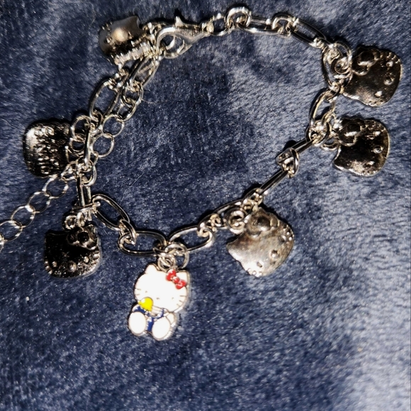 Other - Hello kitty charm bracelet Made by me